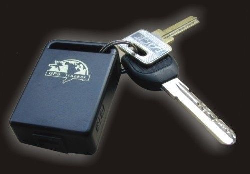 Quad Band Mobile Tracking Device, Mini GPS Trackers For Personal Pet  / Kids / Car