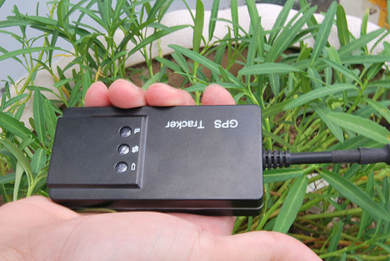 Portable Vehicle GPS Tracking Devices IOS Andriod 9V - 70V DC
