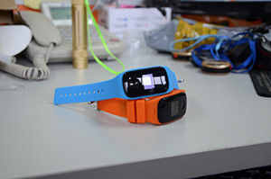 Black mini gps tracker watphoneWrist ch Watch GPS Tracker with PC online /Platform /SMS inquiry  4 way tracking