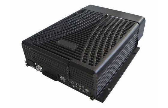 Linux H.264 HDD GPS Mobile DVR 4-CH D1 / HD1 Support Audio Video Output